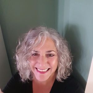 Meet your Posher, Beth